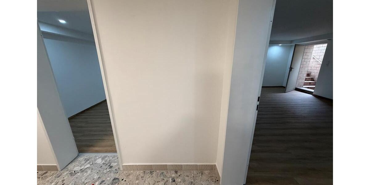 Etagenwohnung Bergheim Ahe - 3 Zimmer, 85 m&sup2;, 1.100&euro; | Angebot:25145450