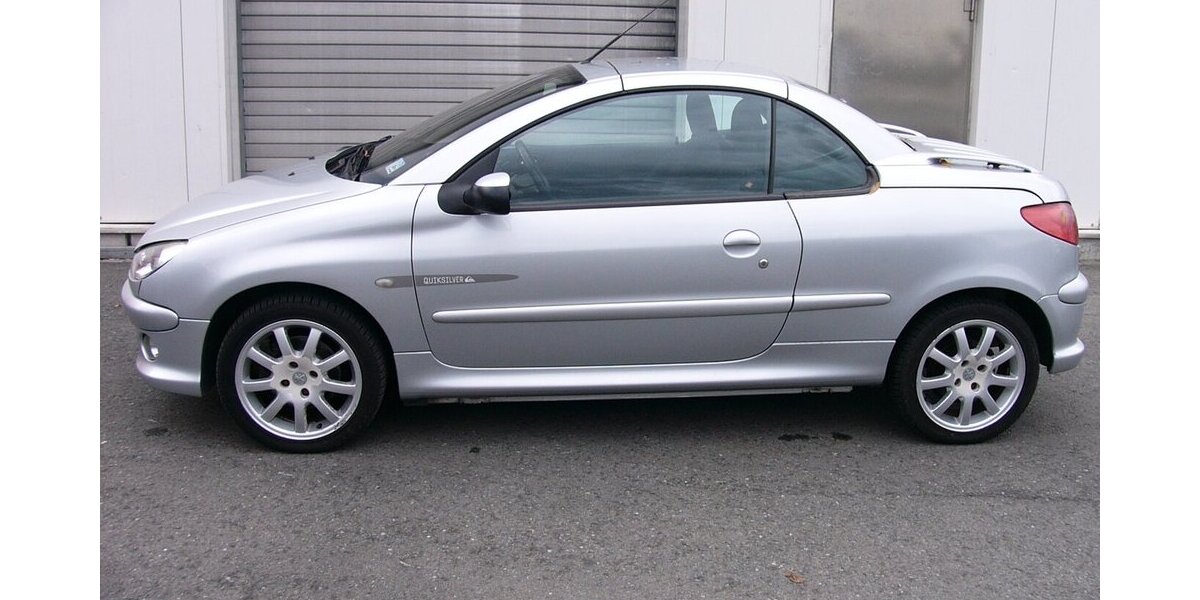 Peugeot 206 cc Cabrio Quiksilver Klimaautomatik Tüv 1/24 168.000 km 1.900 &euro; Ratingen 40885