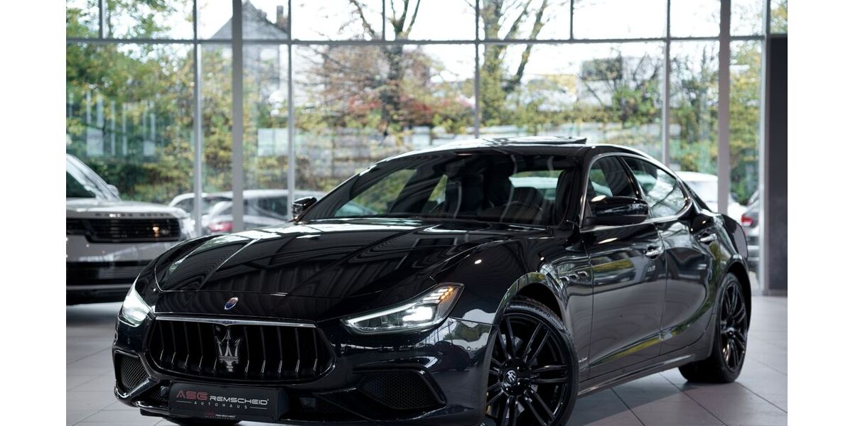 Maserati Ghibli 109.800 km 36.900 &euro; Remscheid/NRW 42855