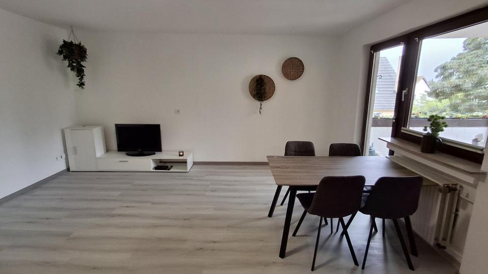 Etagenwohnung Bergisch Gladbach Gronau - 2 Zimmer, 70 m&sup2;, 970&euro; | Angebot:25981436