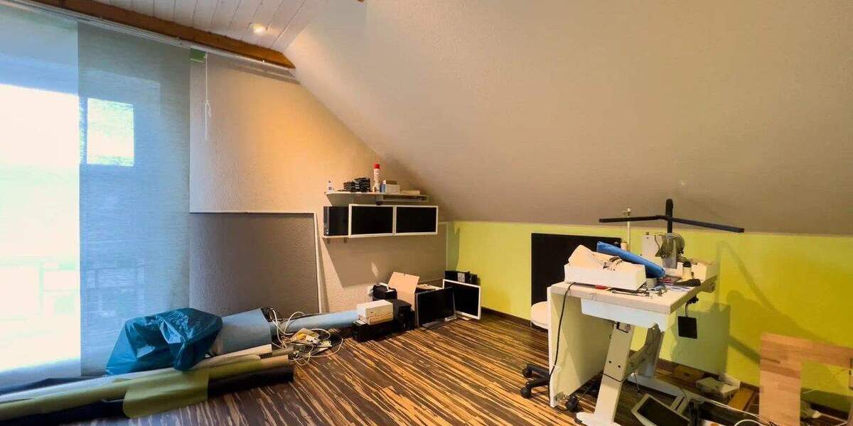 Doppelhaushälfte Solingen Höhscheid - 6 Zimmer, 171 m&sup2;, 519.000&euro; | Angebot:25698476