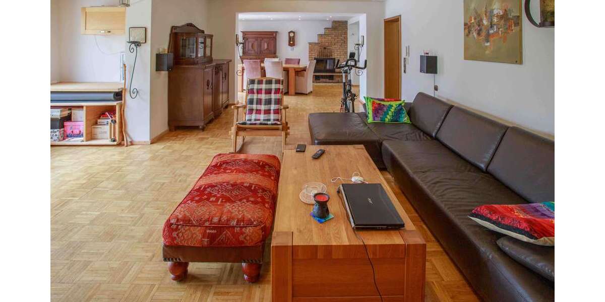 Etagenwohnung Burscheid - 3 Zimmer, 130 m&sup2;, 350.000&euro; | Angebot:19954744