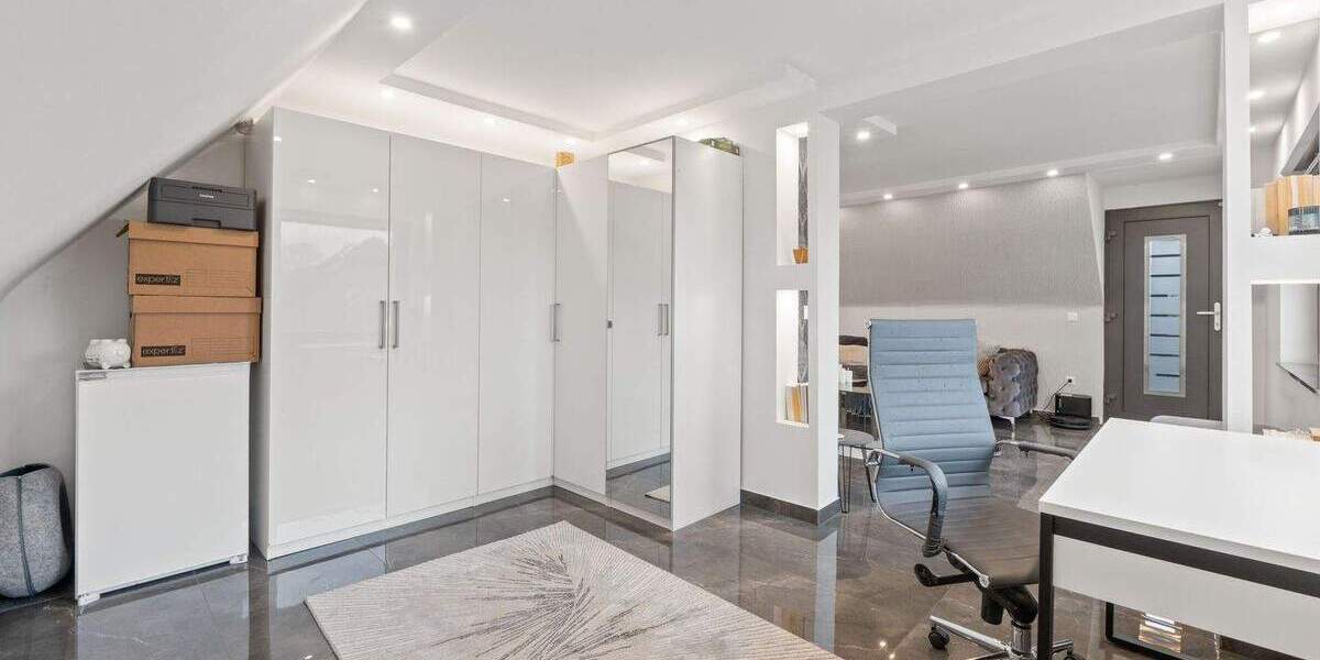 Einfamilienhaus Bergheim Hüchelhoven - 6 Zimmer, 180 m&sup2;, 850.000&euro; | Angebot:25737355