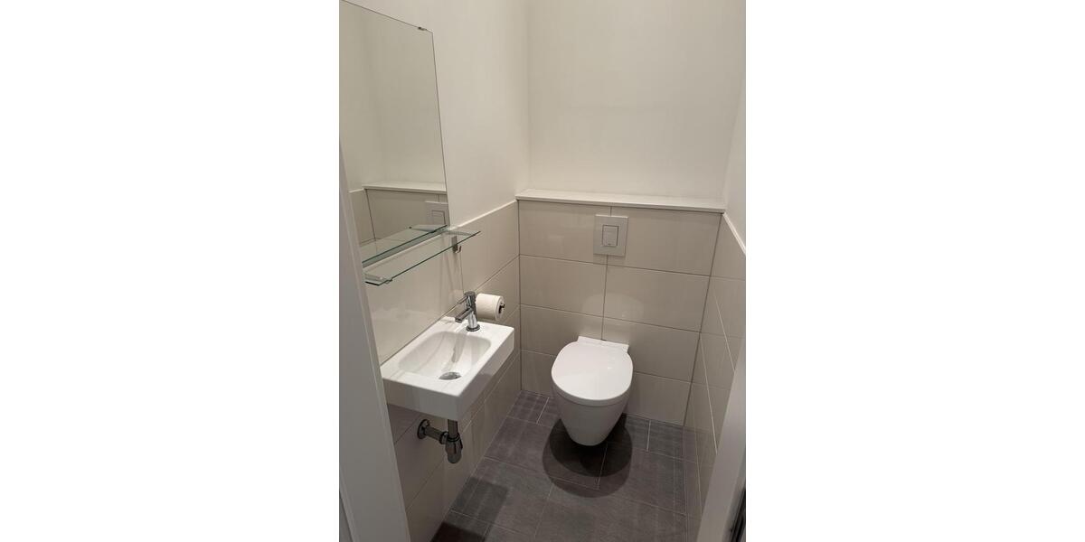 Etagenwohnung Köln Kalk - 4 Zimmer, 112 m&sup2;, 1.705&euro; | Angebot:26021645