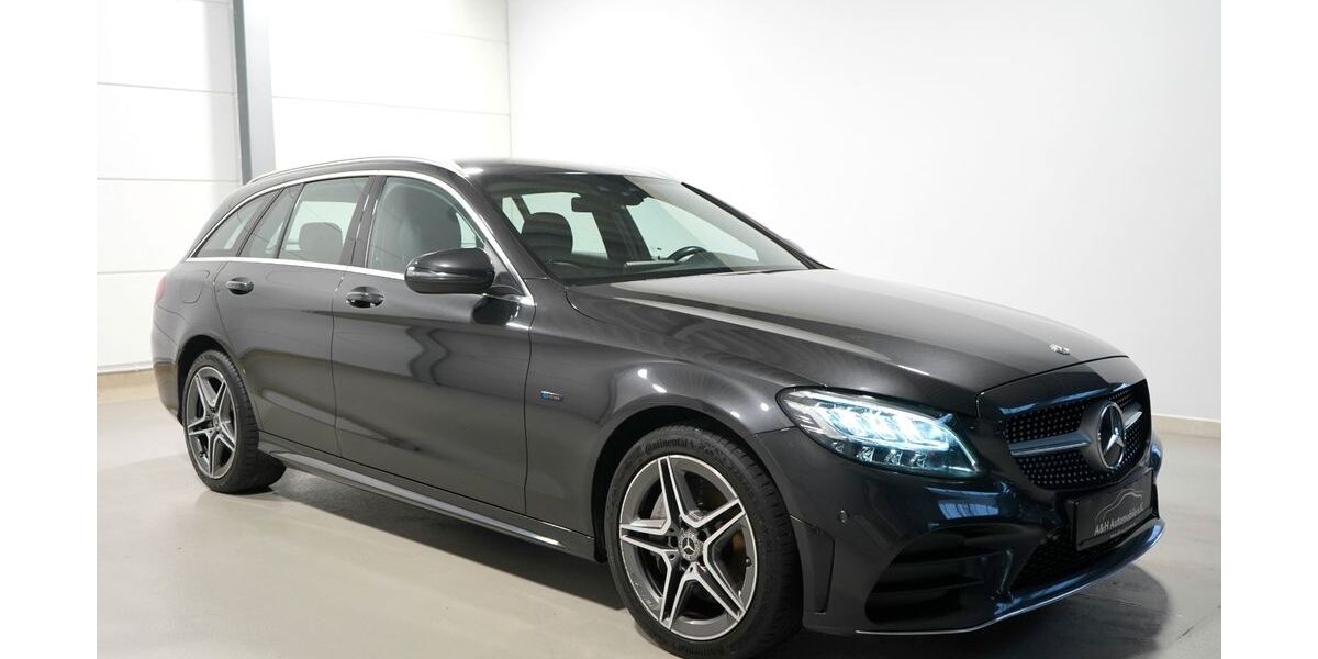 Mercedes-Benz C 300 160.917 km 21.990 &euro; Hürth bei Köln 50354