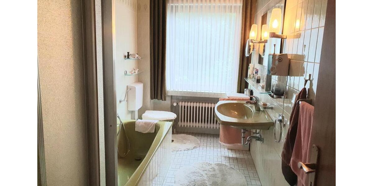 Einfamilienhaus Solingen Höhscheid - 4 Zimmer, 140 m&sup2;, 495.000&euro; | Angebot:26586968