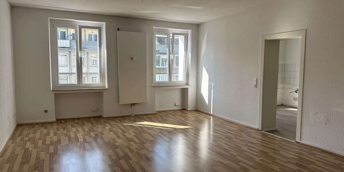 Etagenwohnung Düsseldorf Stadtmitte - 2 Zimmer, 79 m&sup2;, 990&euro; | Angebot:26710601
