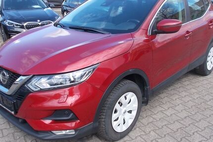 Nissan Qashqai 103.358 km 13.800 &euro; Willich 47877