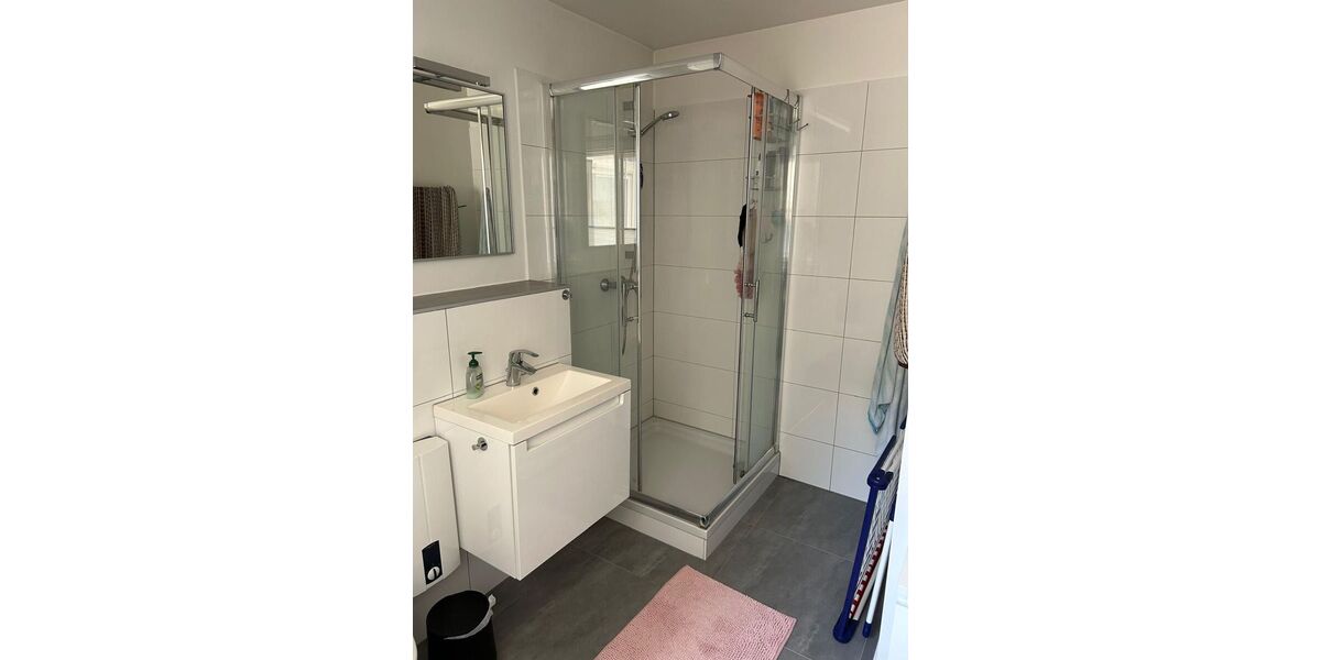 Vollständig renovierte 1-Raum-Wohnung mit Terrasse in Hürth - Etagenwohnung Hürth | Angebot:26728772
