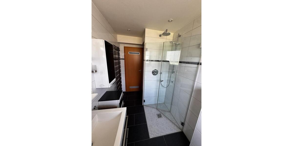 Hochparterre Köln Porz - 3 Zimmer, 66 m&sup2;, 238.000&euro; | Angebot:26710914