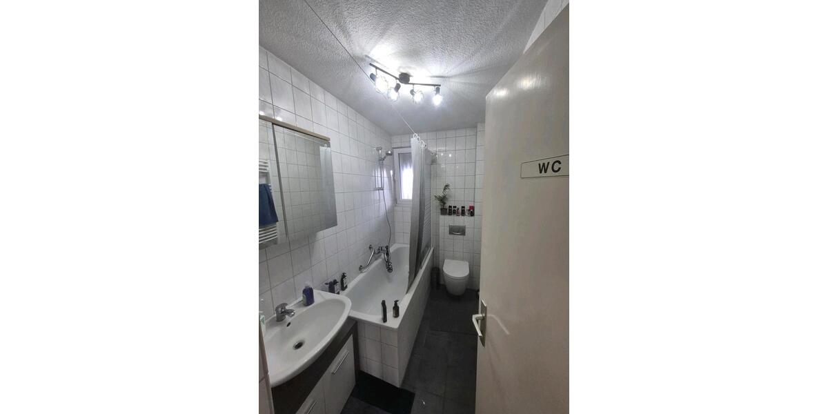 Erdgeschoßwohnung Burscheid - 2 Zimmer, 78 m&sup2;, 790&euro; | Angebot:25780012