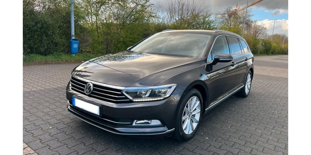 VW Passat 128.000 km 17.200 &euro; Monheim am Rhein 40789