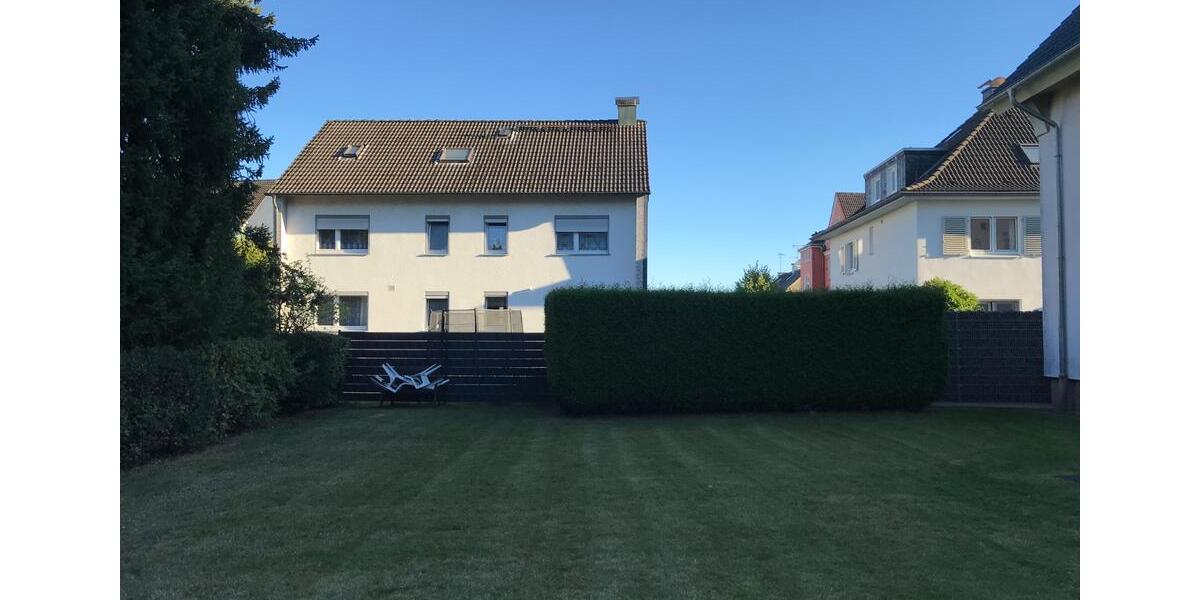 Hochparterre Wermelskirchen - 1 Zimmer, 25 m&sup2;, 275&euro; | Angebot:25894327