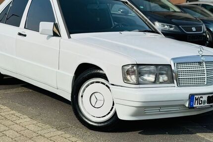 Mercedes-Benz 190 95.000 km 12.500 &euro; Bergisch Gladbach 51467