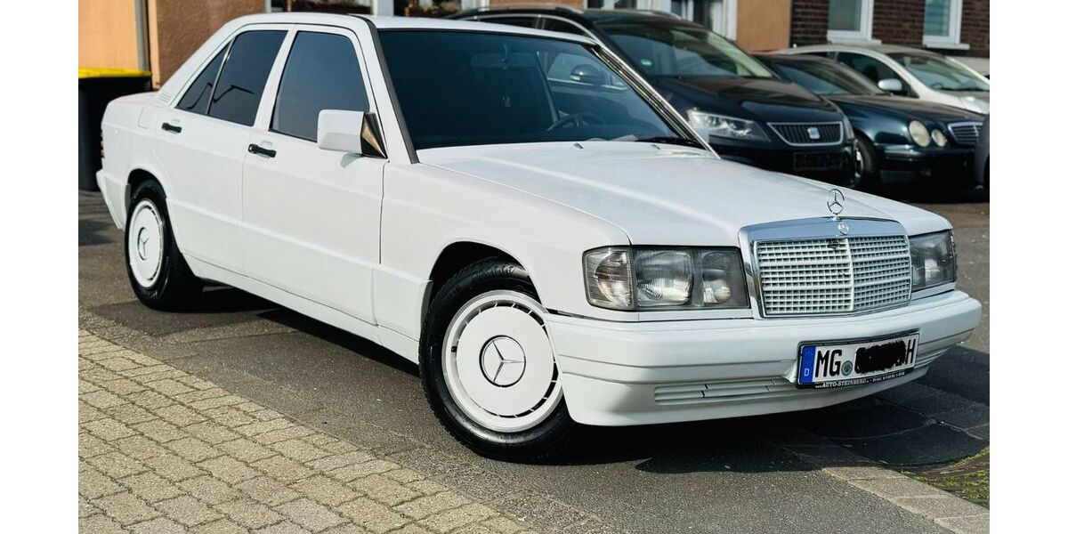 Mercedes-Benz 190 95.000 km 13.500 &euro; Bergisch Gladbach 51467