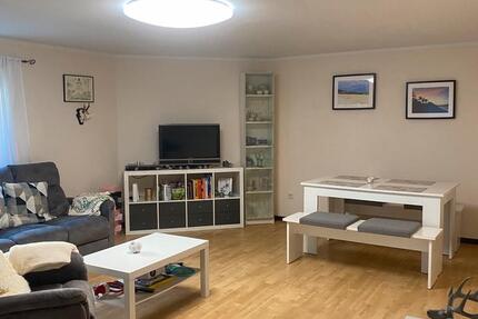 Wohnung Langenfeld (Rheinland) - 2.5 Zimmer, 79 m&sup2;, 750&euro; | Angebot:26049839