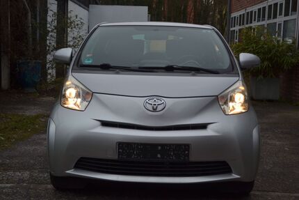 Toyota IQ 47.000 km 5.970 &euro; köln 50969
