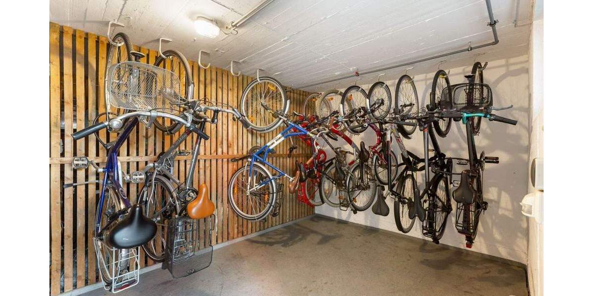 Etagenwohnung Köln Niehl - 3 Zimmer, 83 m&sup2;, 325.000&euro; | Angebot:25686961