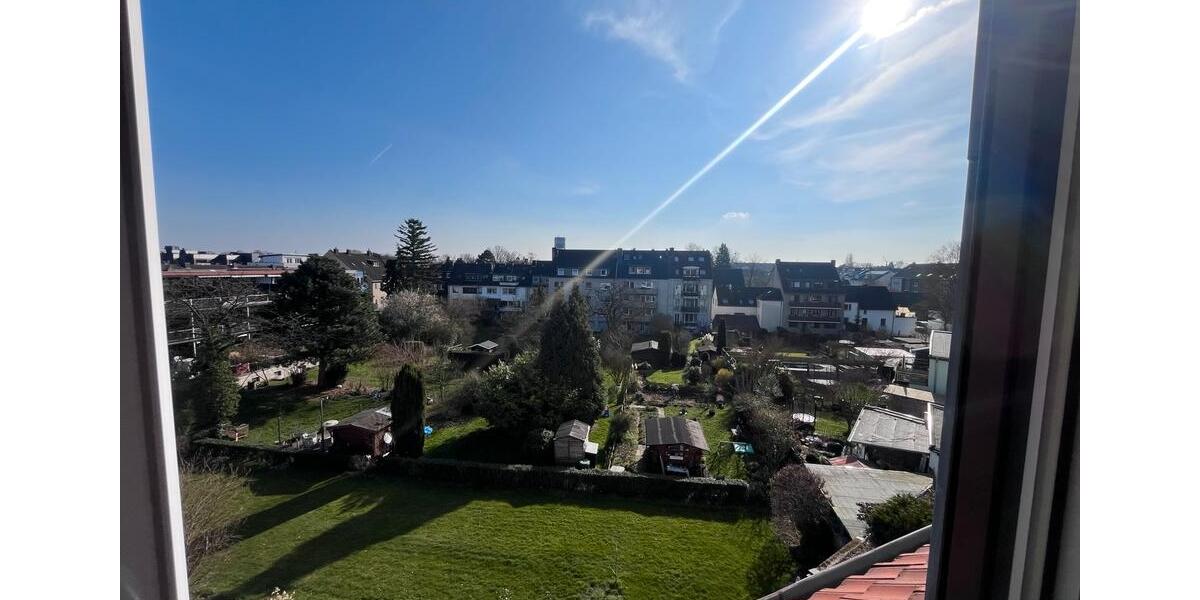 Dachgeschoßwohnung Düsseldorf Stadtbezirk 9 - 2 Zimmer, 54 m&sup2;, 1.050&euro; | Angebot:25714491