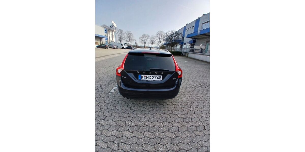 Volvo V60 162.300 km 11.500 &euro; Köln 51103