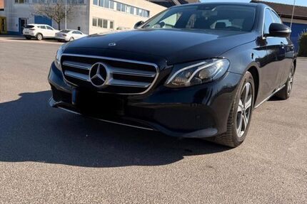 Mercedes-Benz E 220 176.000 km 20.550 &euro; Köln 51105