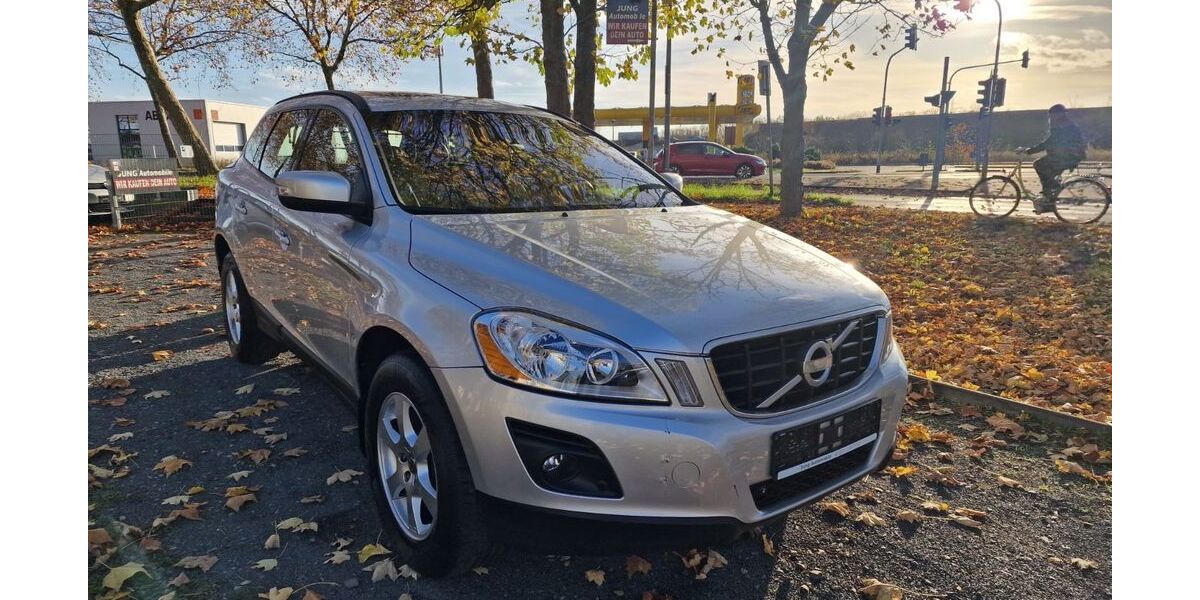 Volvo XC60 180.000 km 8.999 &euro; Köln 51107