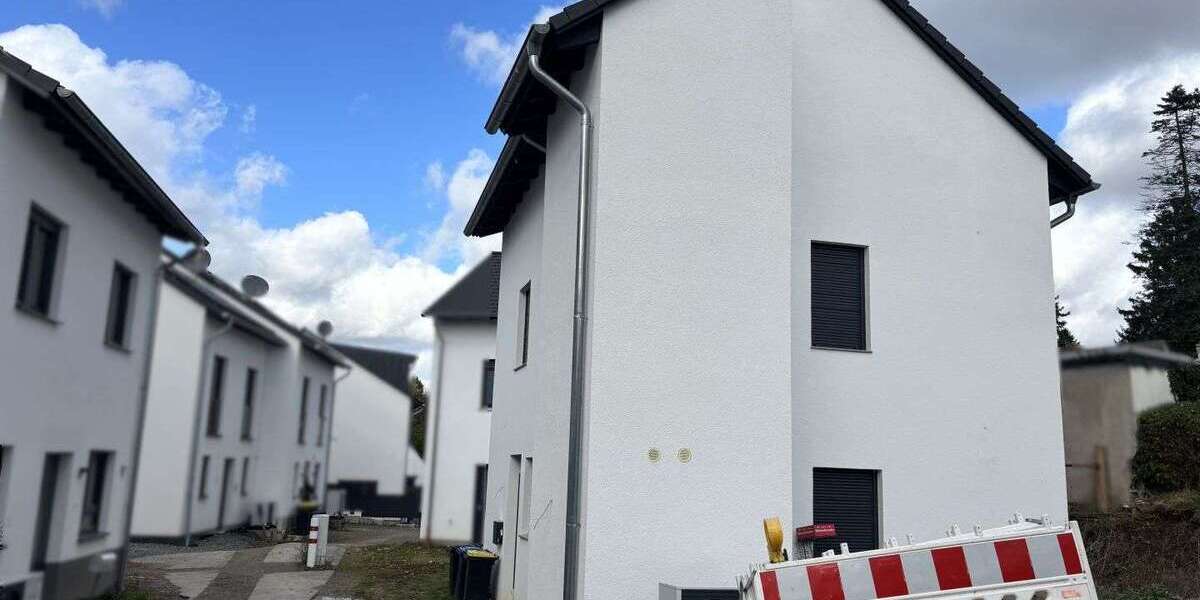 Einfamilienhaus Solingen Aufderhöhe - 4 Zimmer, 98 m&sup2;, 439.000&euro; | Angebot:22965414