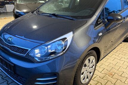 Kia Rio 82.000 km 6.999 &euro; mettmann 40822
