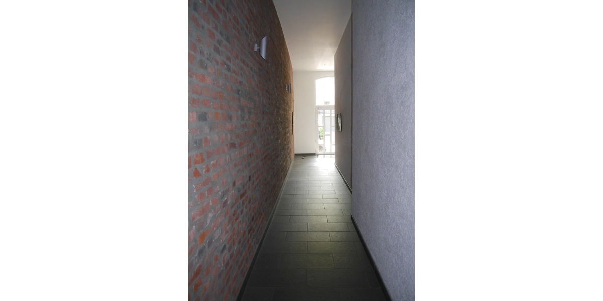 SG, komfortable 85m² 2 Zi. Loftwohnung in Zentrumsnähe, Balkon, Stellplatz, Einbauküche - Loft - Studio - Atelier Solingen Mitte | Angebot:26457871