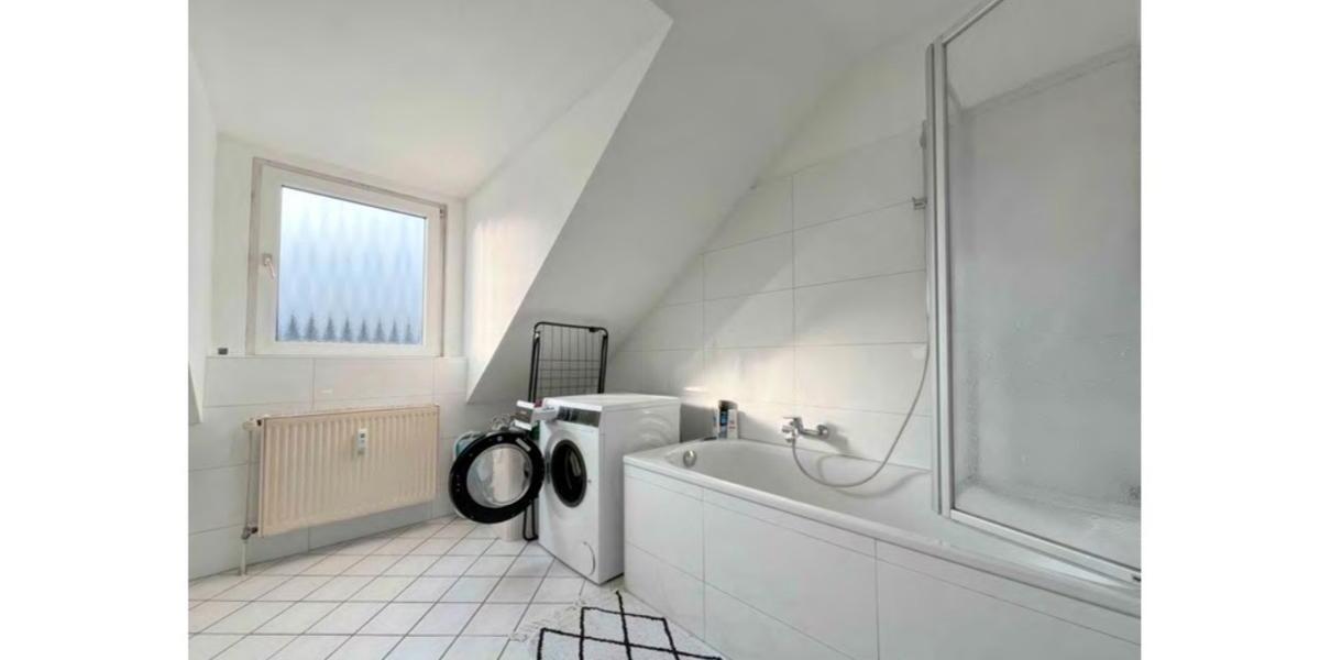 Dachgeschoßwohnung Düsseldorf Stadtbezirk 7 - 2 Zimmer, 56 m&sup2;, 890&euro; | Angebot:26700860