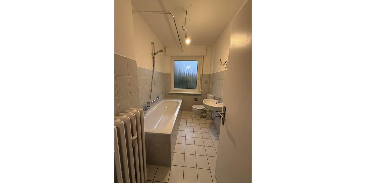 Etagenwohnung Haan - 3 Zimmer, 65 m&sup2;, 815&euro; | Angebot:25753331