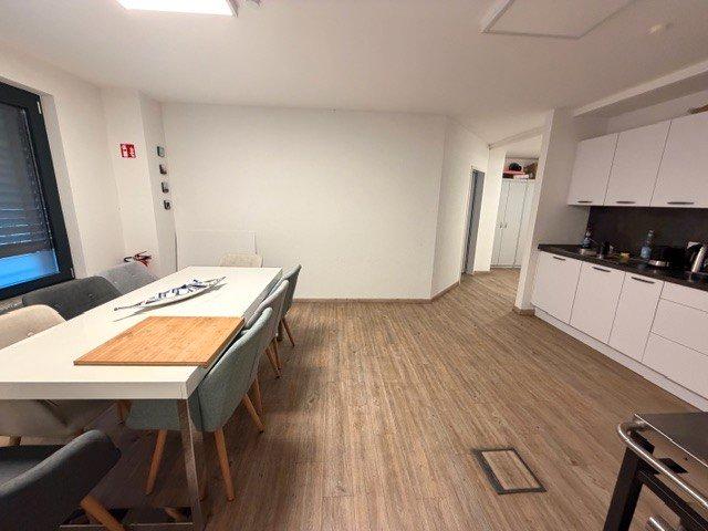 Etagenwohnung Leverkusen Opladen - 4 Zimmer, 137 m&sup2;, 1.300&euro; | Angebot:26587548