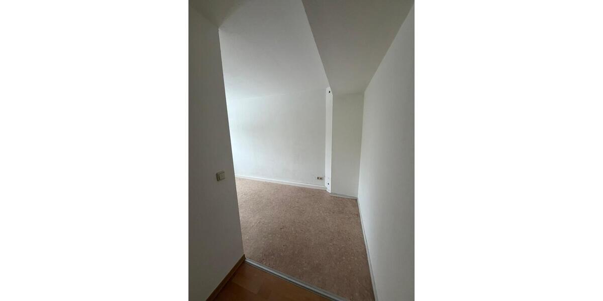 Etagenwohnung Düsseldorf Stadtbezirk 9 - 1 Zimmer, 38 m&sup2;, 550&euro; | Angebot:25232964