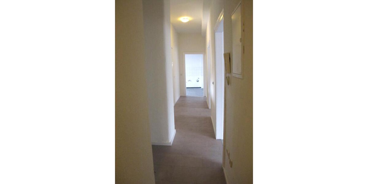 Dachgeschoßwohnung Leverkusen Opladen - 3 Zimmer, 80 m&sup2;, 900&euro; | Angebot:25920226