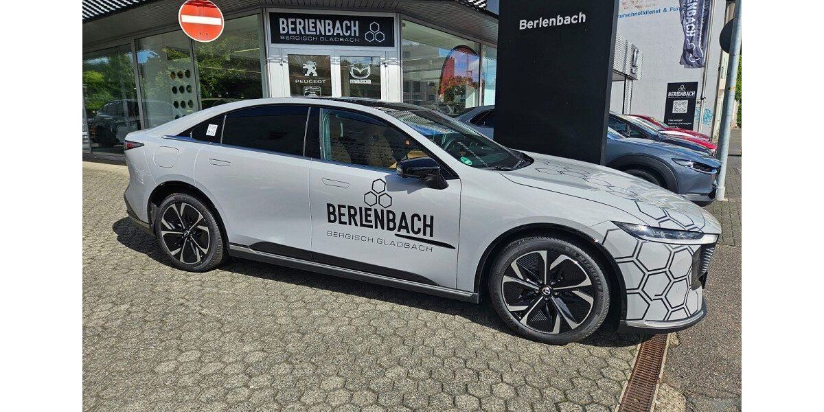 Mazda 6e 4.943 km 36.660 &euro; Bergisch Gladbach 51465