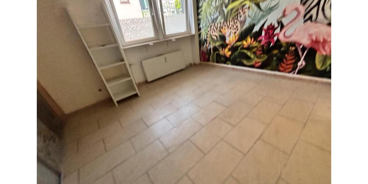 Erdgeschoßwohnung Solingen Wald - 2 Zimmer, 61 m&sup2;, 775&euro; | Angebot:26606862