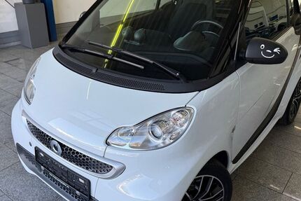 Smart ForTwo 80.656 km 8.599 &euro; Köln 50829