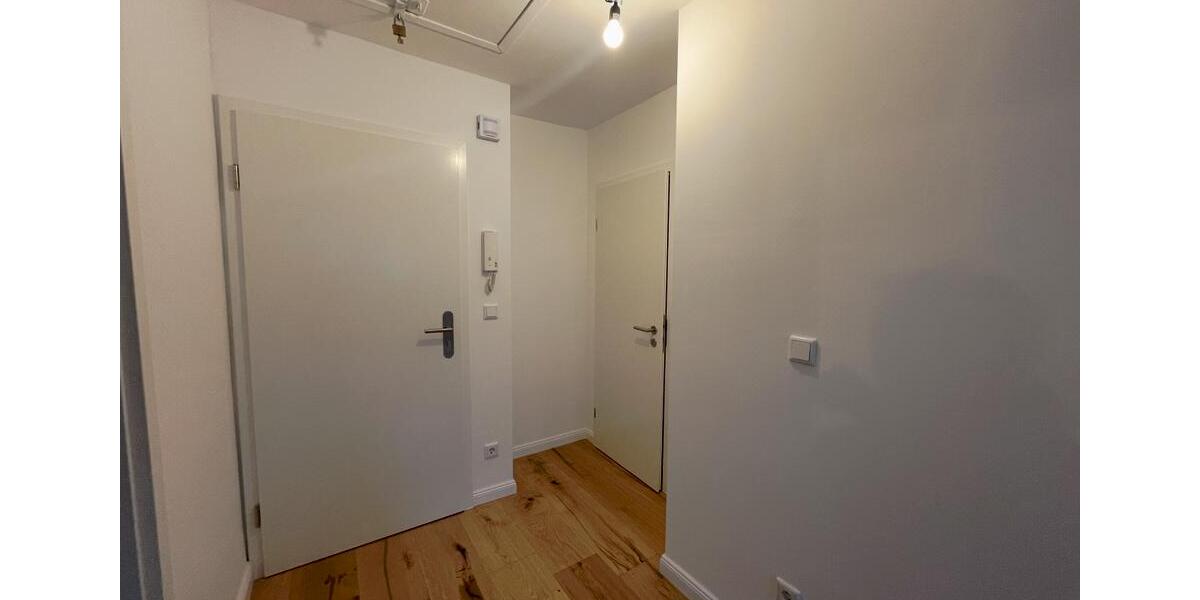 Etagenwohnung Düsseldorf Niederkassel - 2 Zimmer, 66 m&sup2;, 1.300&euro; | Angebot:24002364