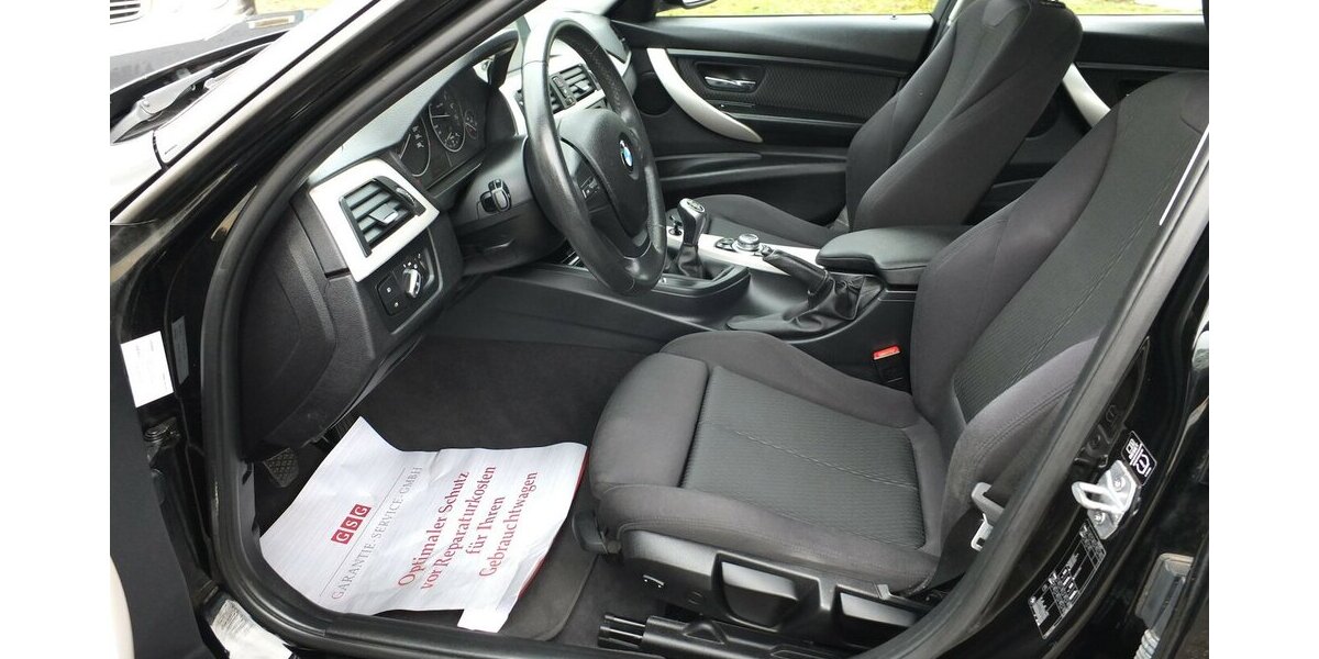 BMW 316i NAVI KLIMAAUTOMATIK 19 ZOLL PDC SHZ 99.865 km 13.408 &euro; Köln 50858