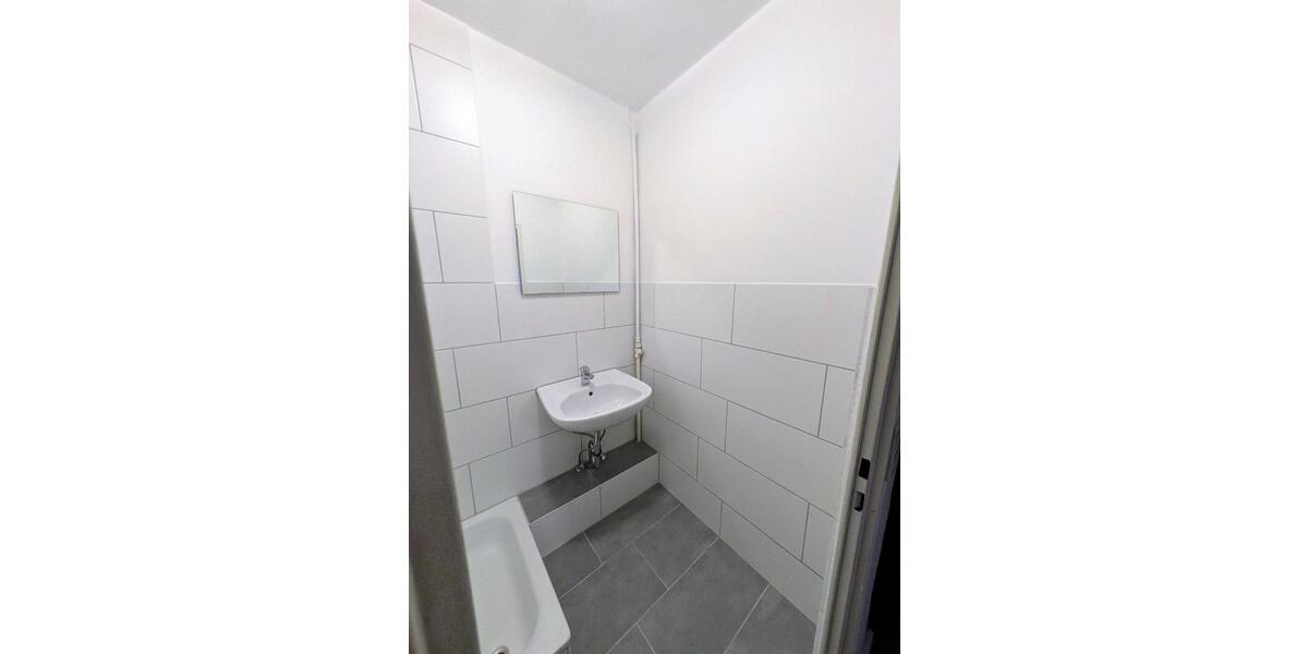 Hochparterre Köln Porz - 2 Zimmer, 57 m&sup2;, 180.000&euro; | Angebot:26063732