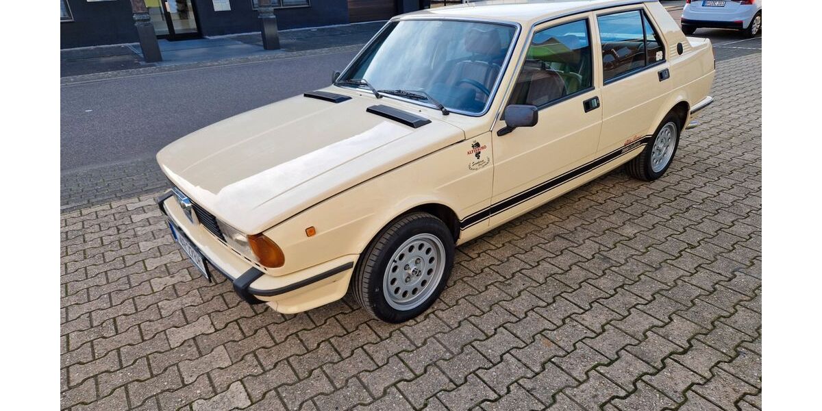 Alfa Romeo Giulietta 90.157 km 15.000 &euro; Köln 51065