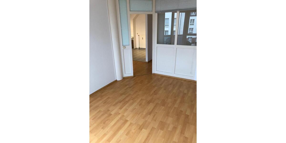 Etagenwohnung Neuss Augustinusviertel - 2.5 Zimmer, 51 m&sup2;, 950&euro; | Angebot:26647323