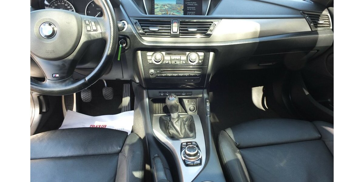 BMW X1 16 d sDrive LEDER XENON NAVI PANORAMA M-SPORTPA 133.459 km 12.804 &euro; Köln 50858