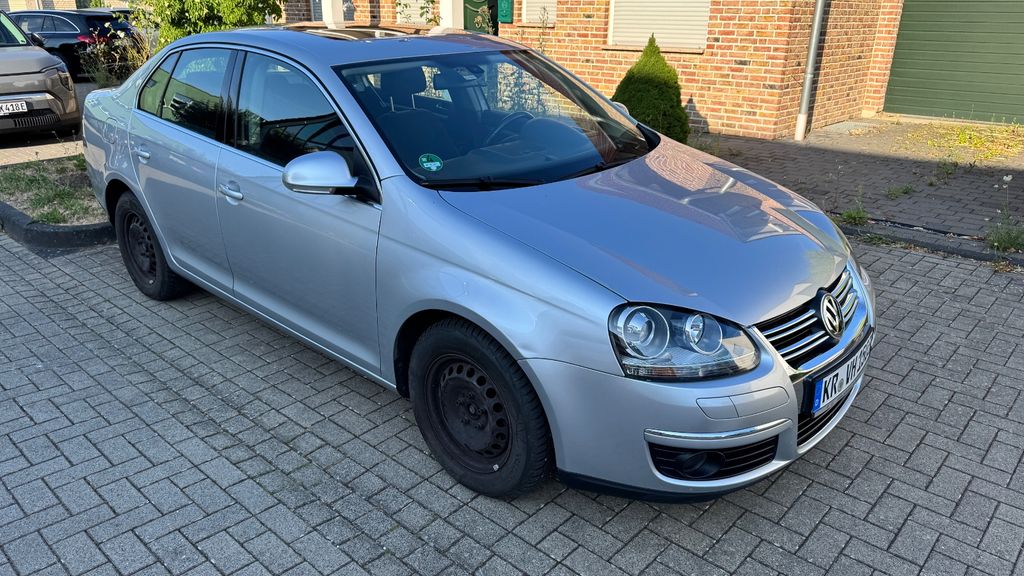VW Jetta 265.000 km 3.280 &euro; Köln 50997