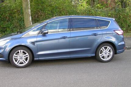 Ford S-Max 134.500 km 15.300 &euro; Pulheim 50259