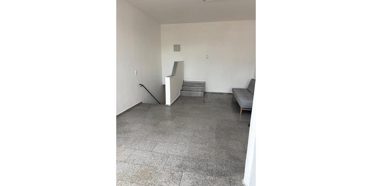 Etagenwohnung Ratingen Tiefenbroich - 1 Zimmer, 30 m&sup2;, 500&euro; | Angebot:26699804
