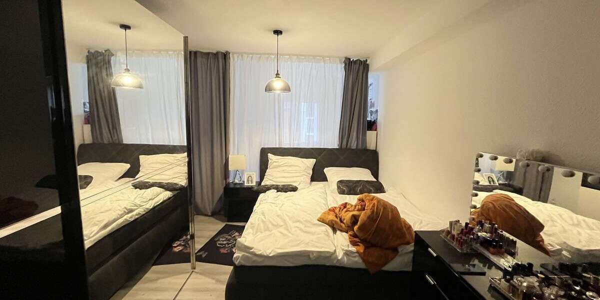 Etagenwohnung Düsseldorf Friedrichstadt - 3 Zimmer, 81 m&sup2;, 269.000&euro; | Angebot:26716995