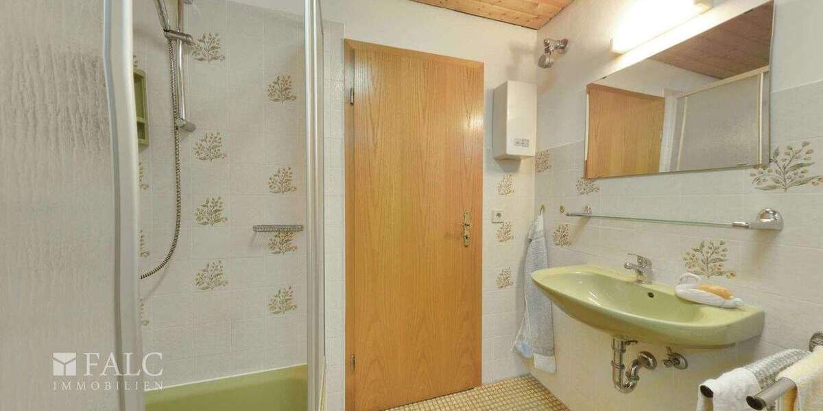 Einfamilienhaus Köln-Zündorf Zündorf - 1 Zimmer, 131 m&sup2;, 549.000&euro; | Angebot:25696528