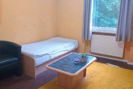 Wohnung Neuss - 1 Zimmer, 25 m&sup2;, 200&euro; | Angebot:24532103