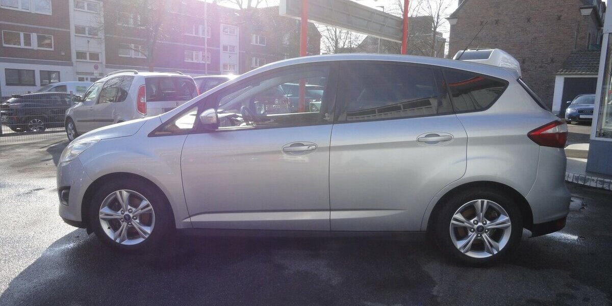 Ford C-Max Champion Editi. Z.Riemen+Ölpumpe+Turbo Neu 131.000 km 5.790 &euro; Neuss 41462